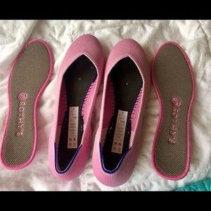 NEW Rothy’s Size 8 Begonia Flat